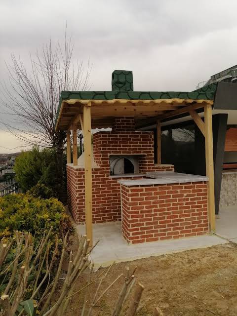 Villa Verandası Mini Taş Fırın