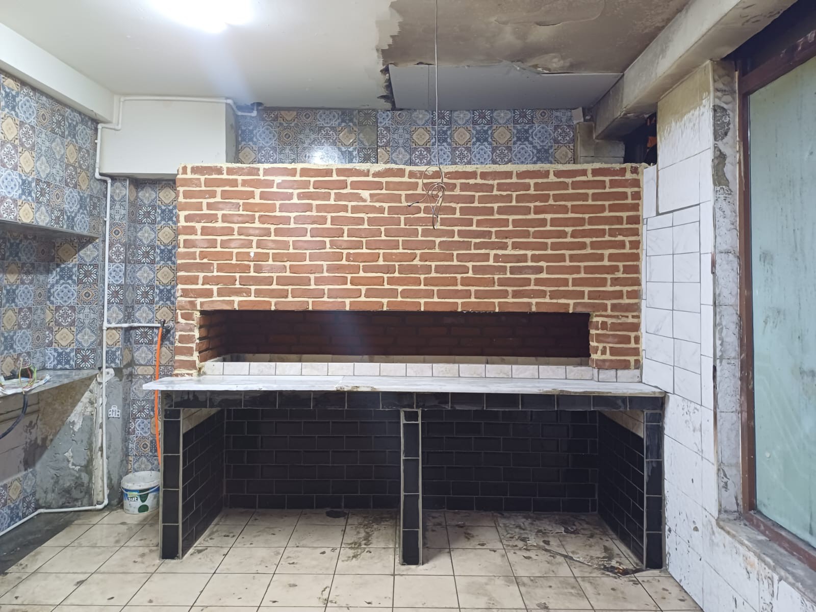 Pendik İşlemeli Bakır Davlumbazlı Ocakbaşı